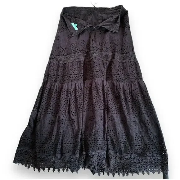 Melissa Odabash Alessia Black Eyelet Tiered
Maxi Skirt Sz M/L Black Cottagecore - Picture 3 of 7